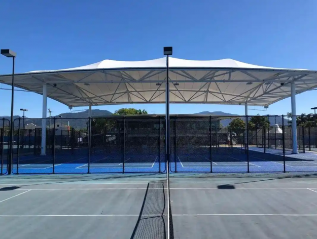 球場遮陽棚